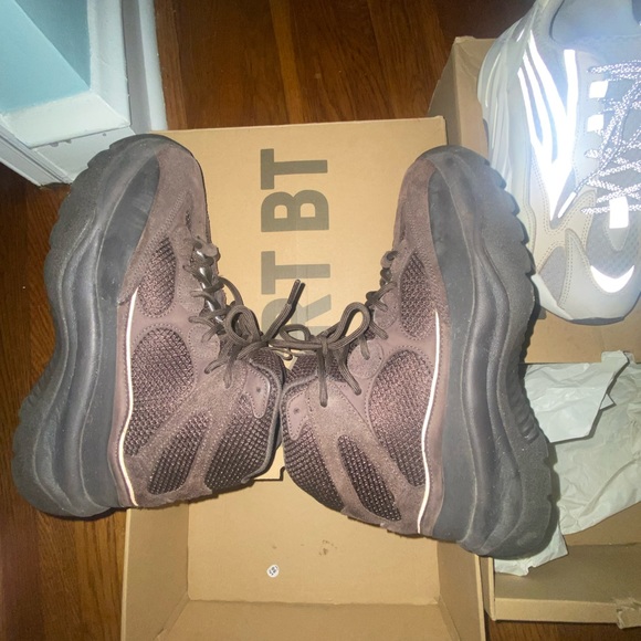 Yeezy boot oil main image 6